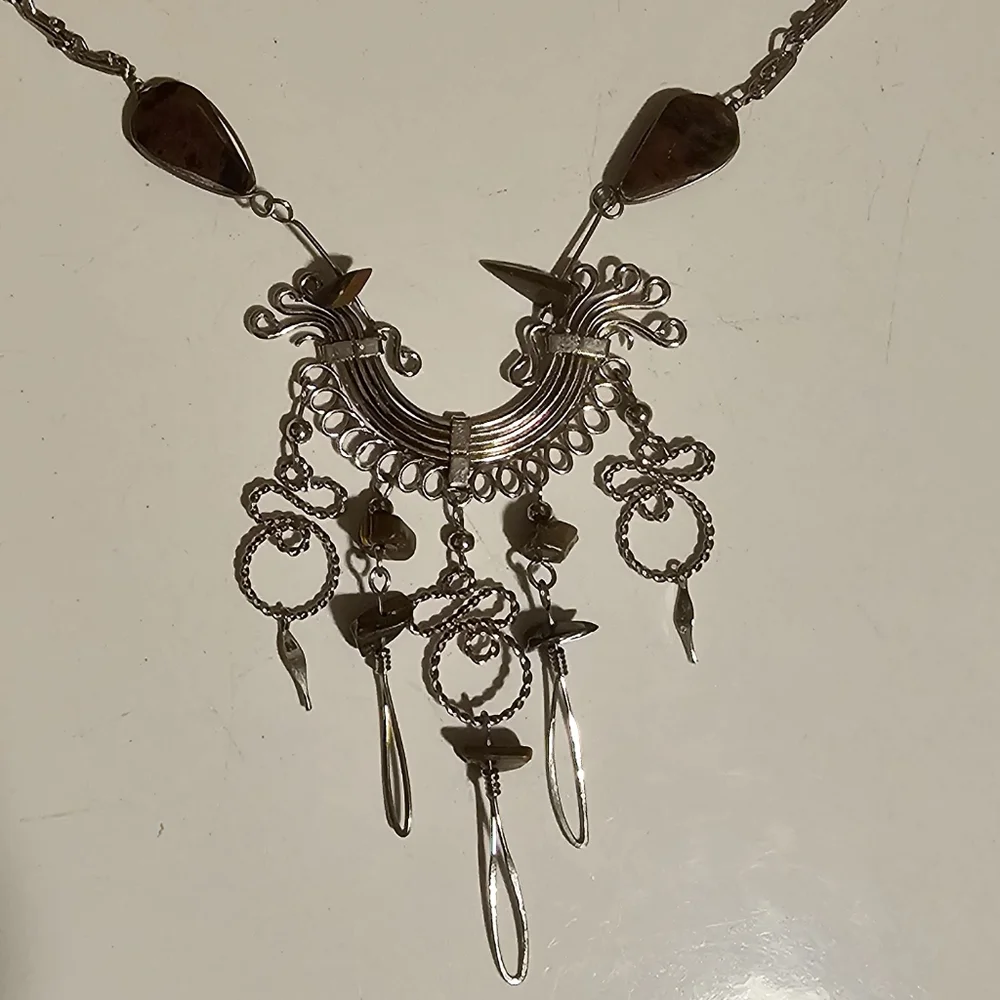 Eclectic Unique Silver Tone and Brown Bead Women's Necklace - Picture 3 of 3